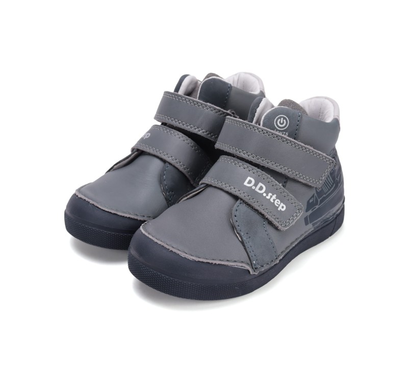 A068-52151 Grey 06.jpg