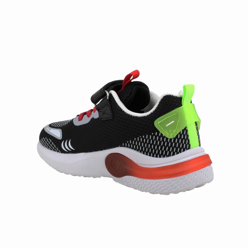 Primigi - Świecące Sneakersy Chłopięce LED 1468622 - bubutik.pl