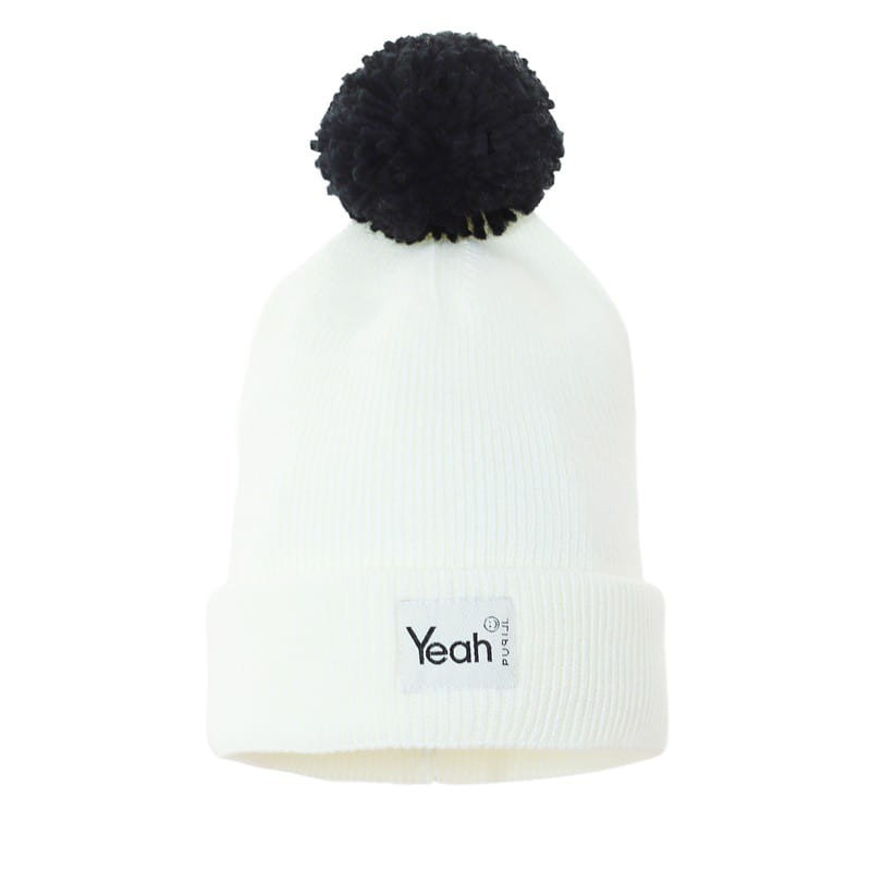 czapka-na-zime-dla-dzieczynki-ava-z-pomponem-pupill cr.jpg