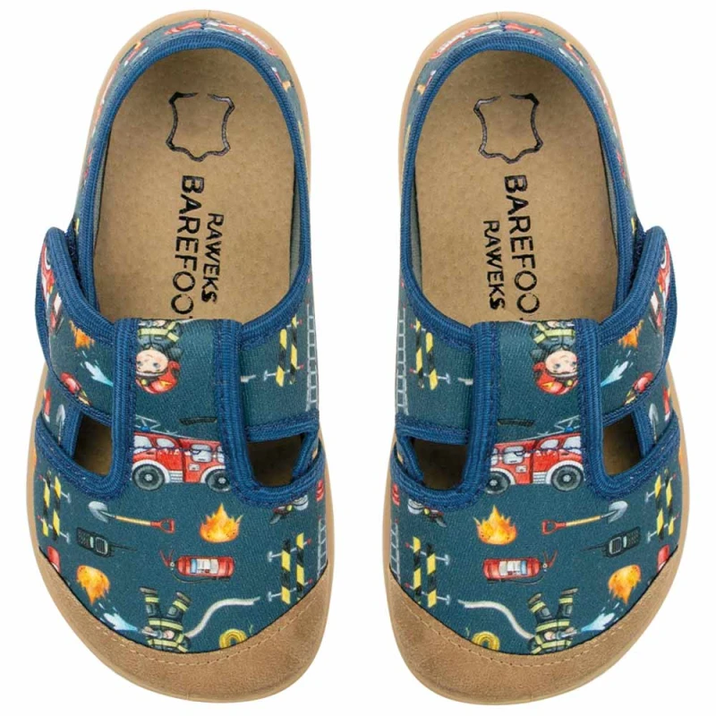 kapcie-dzieciece-buty-barefoot-shoes-slippers-dark-blue-fireman-0.jpeg