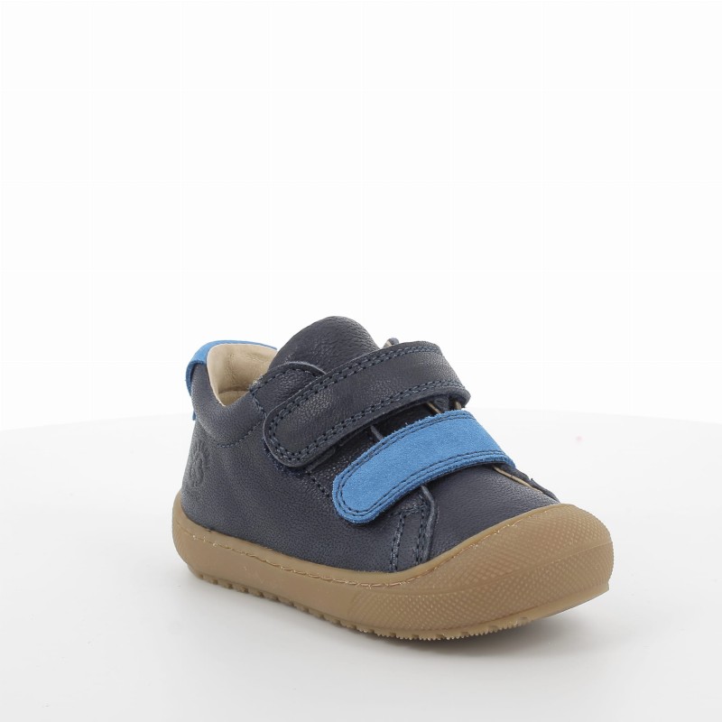 Primigi - Elastyczne Półbuty dziecięce na szczupłą stopę 5901133