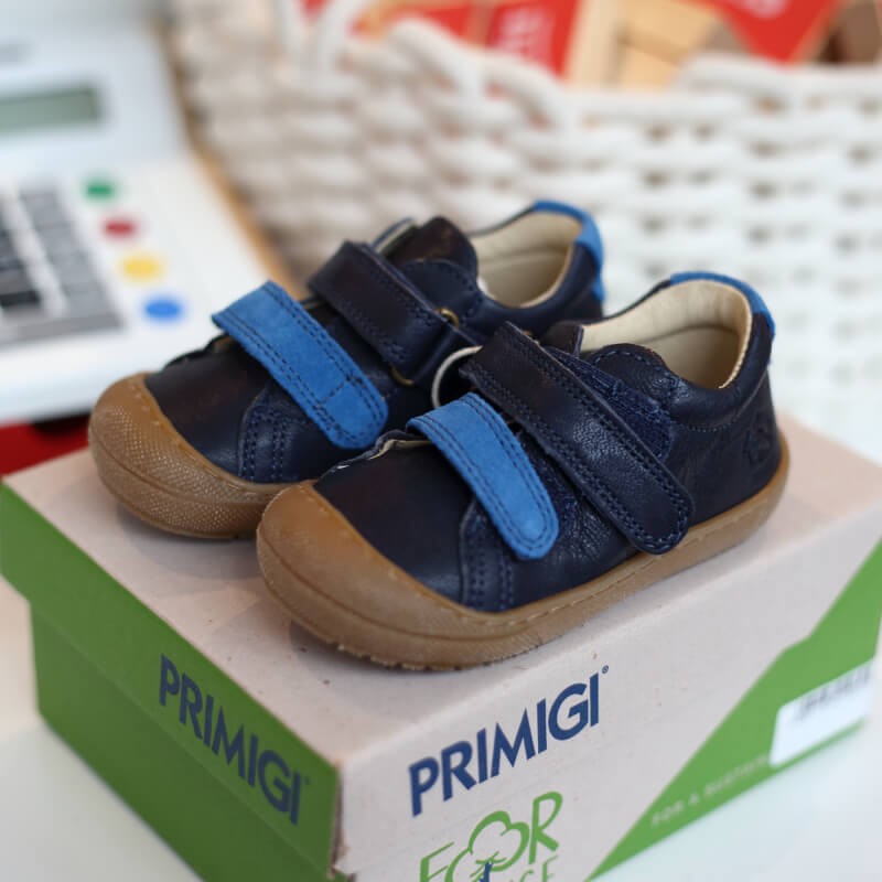 Primigi - Elastyczne Półbuty dziecięce na szczupłą stopę 5901133