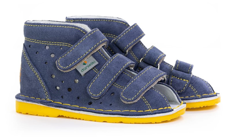 T125L-jeans-lew-male.jpg